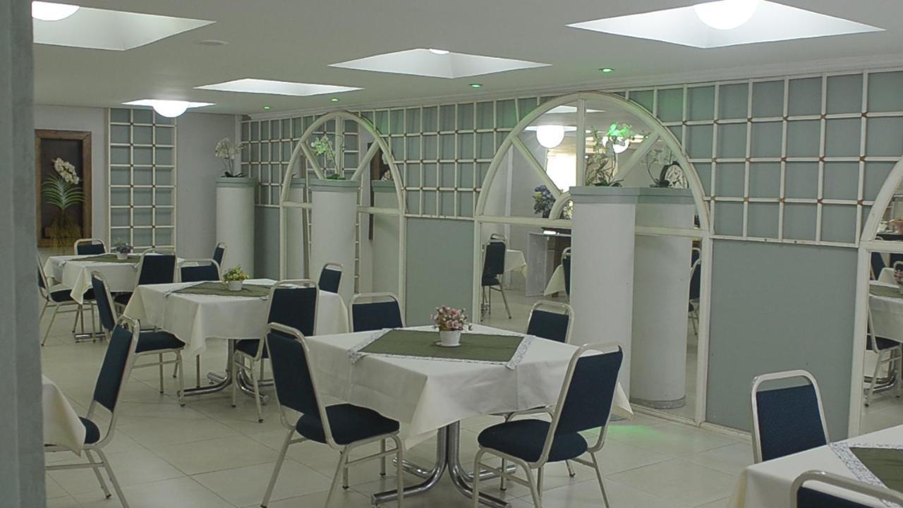 Uberlândia Grande Hotel Universo Palace מראה חיצוני תמונה
